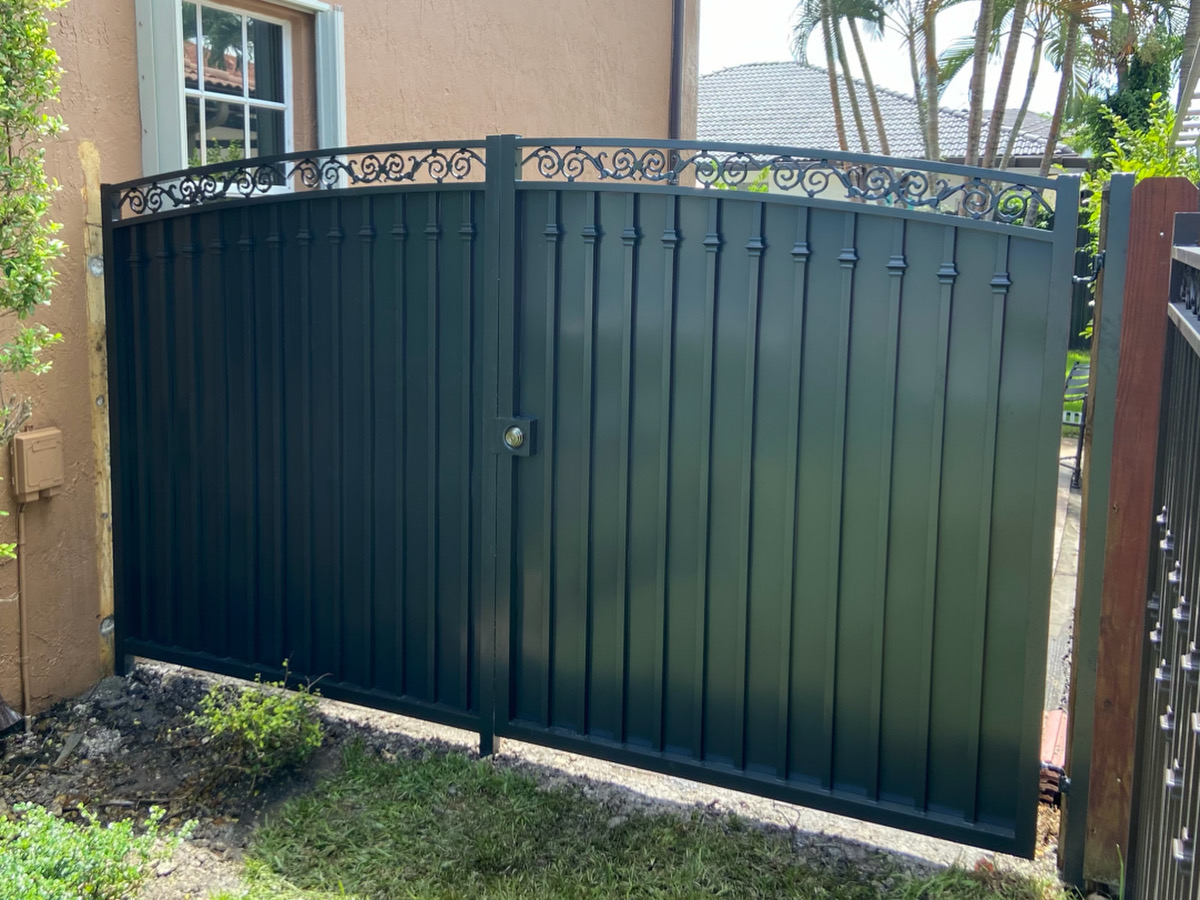 Decorative custom metal gate