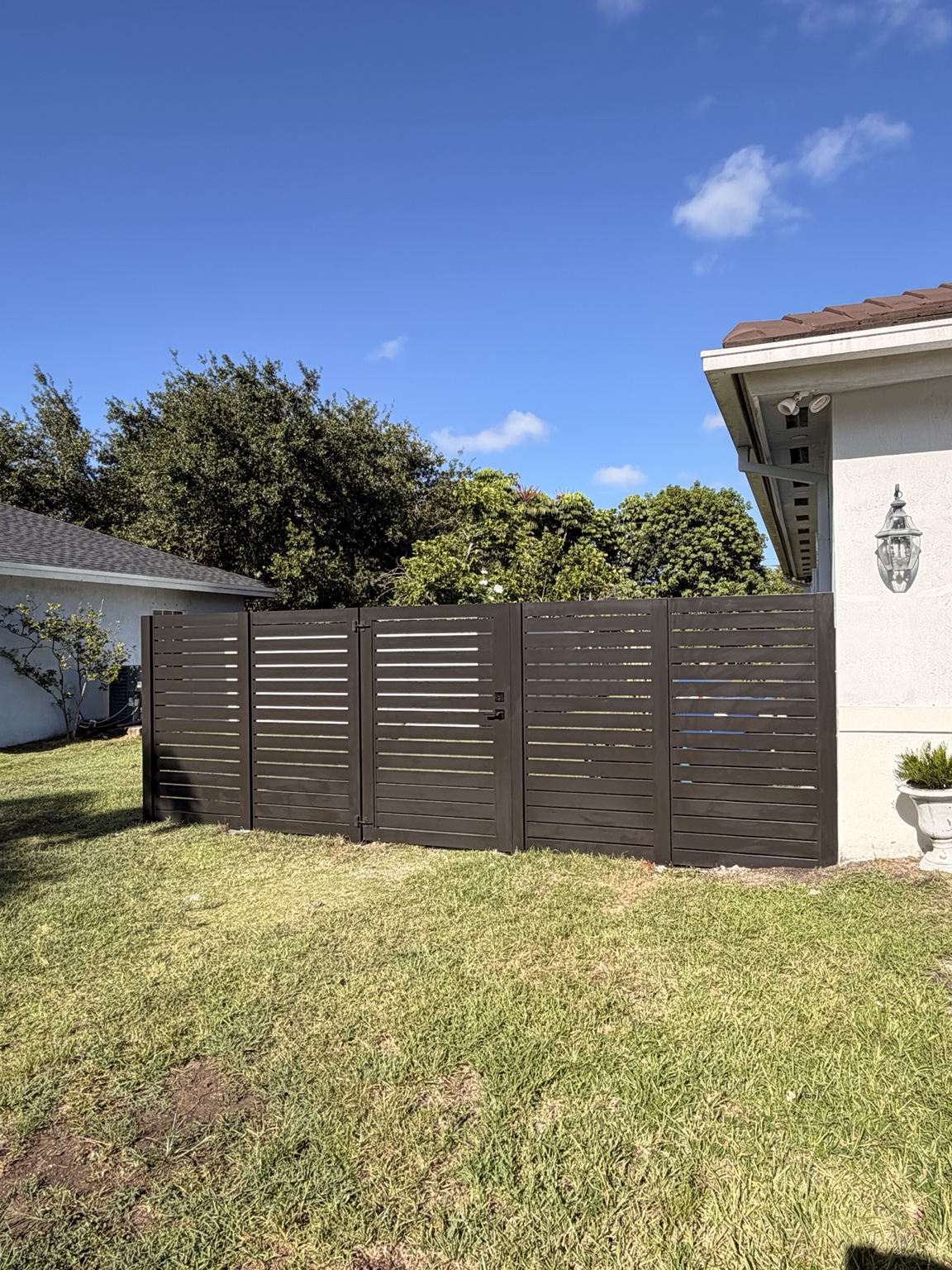 Modern aluminum pedestrian gate