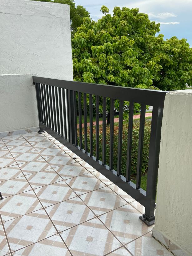 Modern black aluminum terrace railing